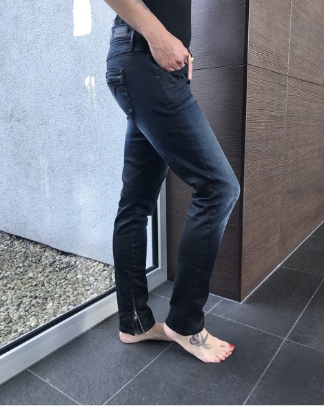 Džíny dámské Guess tmavě modré-černé